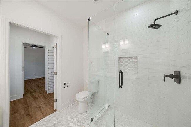 Building Photo - 936 Byron Dr SW
