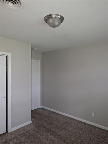 Building Photo - 3204 Phoenix Dr
