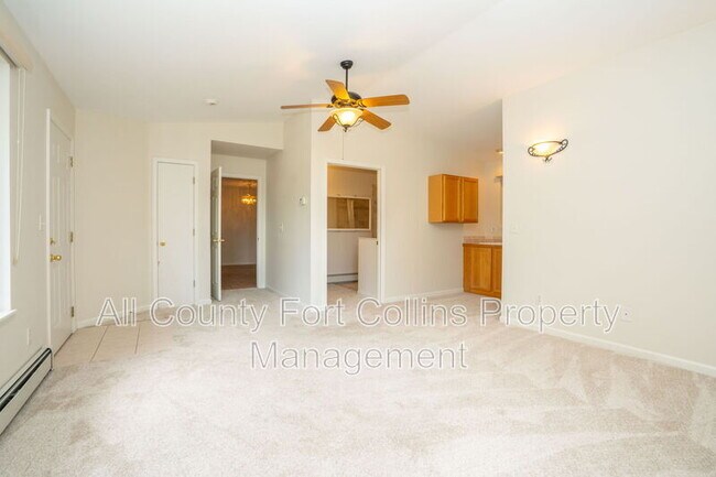 Building Photo - 508 Louise Ln