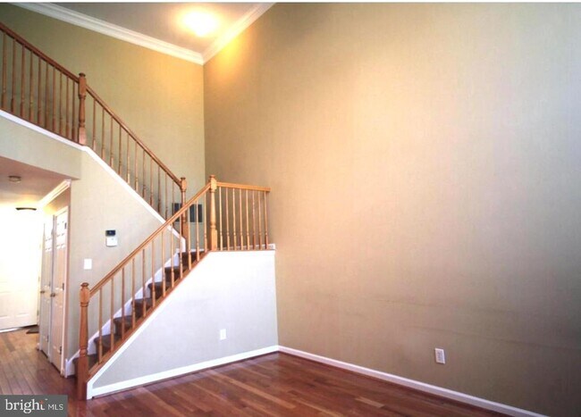 Building Photo - 508 Ascot Ct
