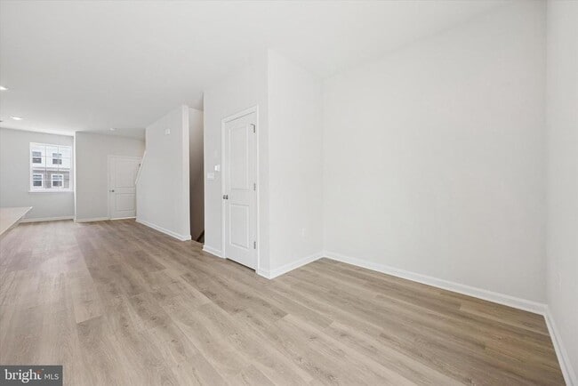 Building Photo - 163 Sandy Rdg Rd