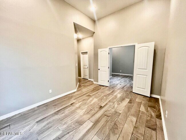 Building Photo - 11365 Hidalgo Dr