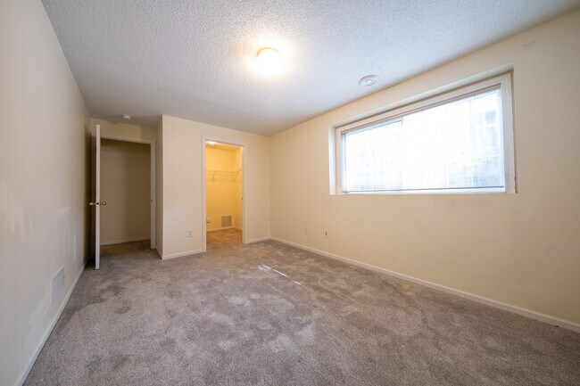 Building Photo - 9345 Rath Pl