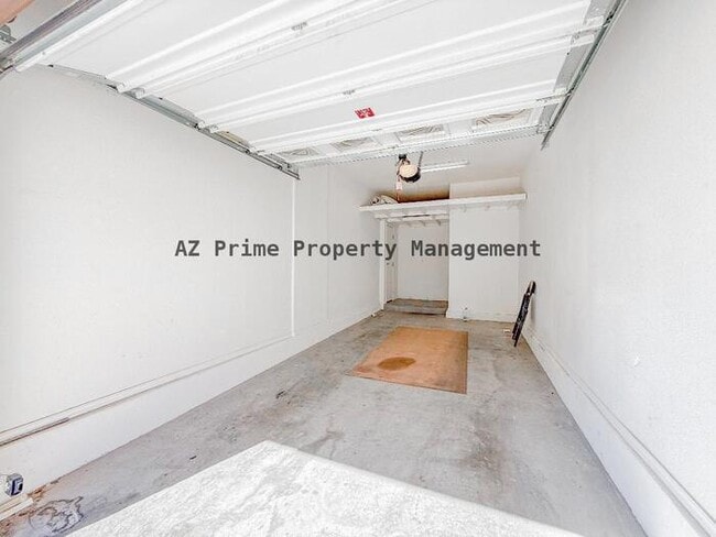 Building Photo - 2725 E Mine Creek Rd