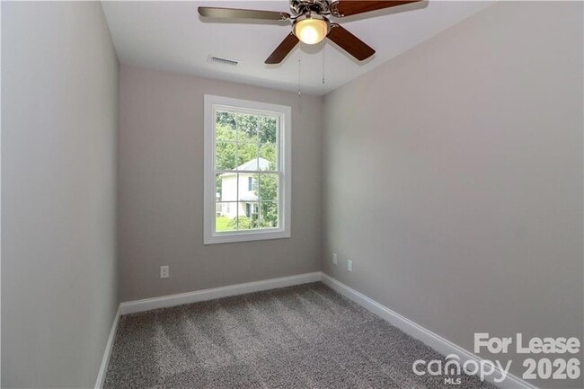 Building Photo - 3971 Newhall Dr NW