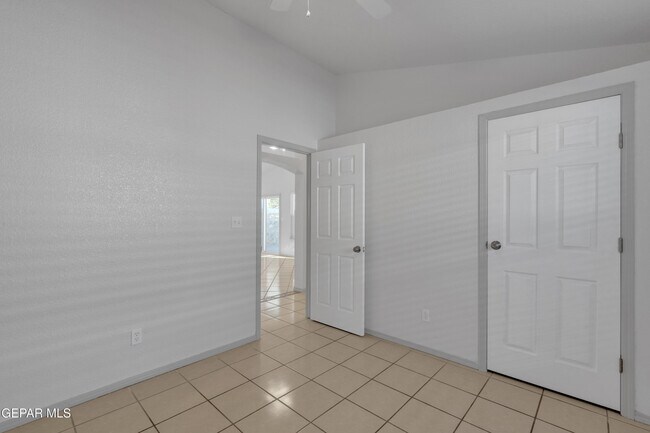 Building Photo - 12077 Castle Keep Cir