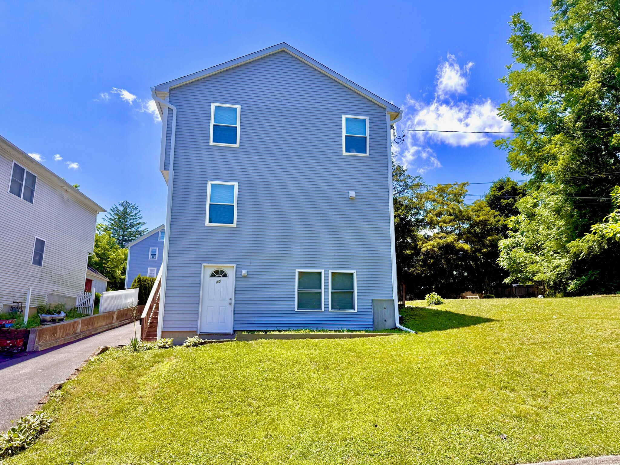 Building Photo - 40 Oil Mill Rd
