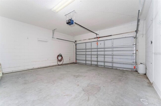 Building Photo - 135 Langham Dr
