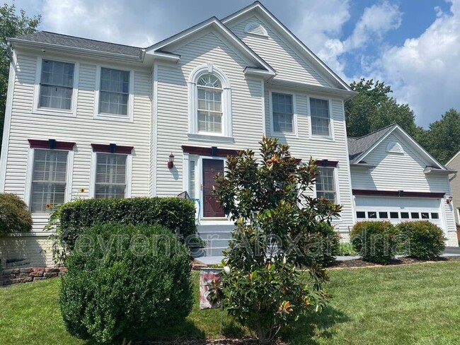 Building Photo - 20 Boulder Dr