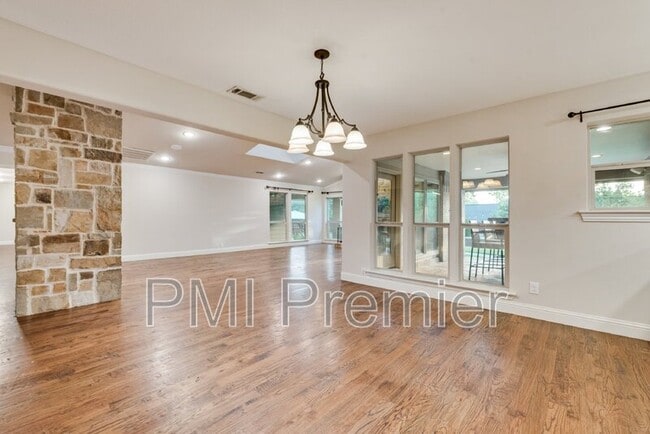 Building Photo - 14077 Brookridge Dr