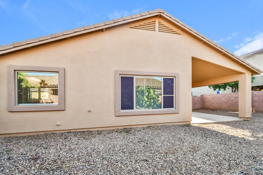 Building Photo - 624 W Calle MAROJO