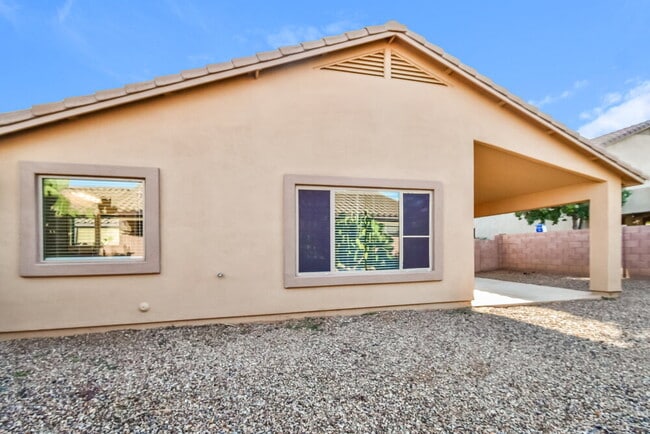 Building Photo - 624 W Calle MAROJO