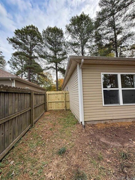Building Photo - 506 Waymack Cove