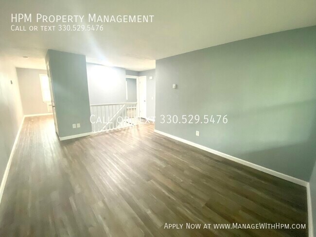 Building Photo - 1027 Pittsburg Ave NW