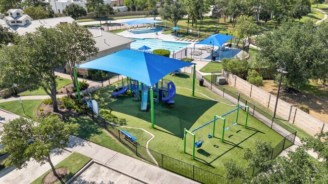 Building Photo - 30218 Legacy Pines Dr