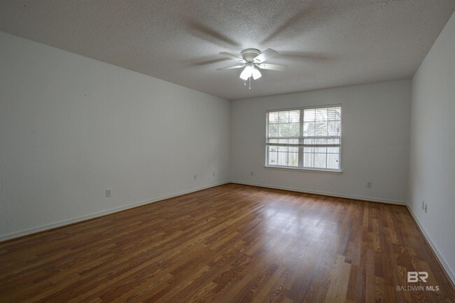 Building Photo - 139 Destrehan Rd