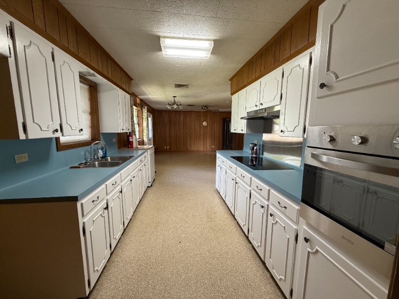 Building Photo - 215 Clause Ln