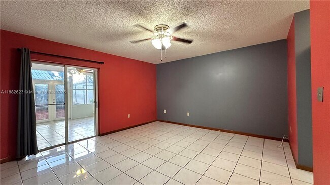 Building Photo - 5421 SW 143rd Ave