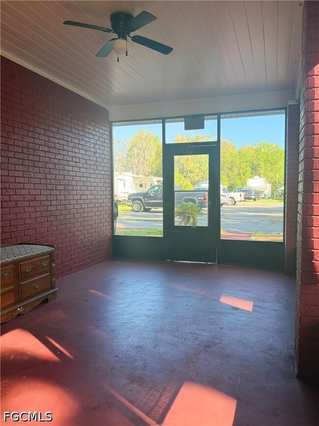 Building Photo - 48 Harbor Cir