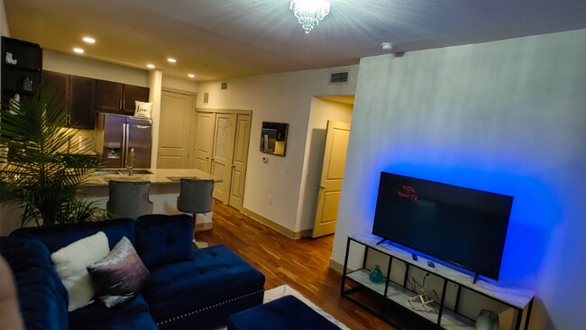 Building Photo - 1520 Fannin St