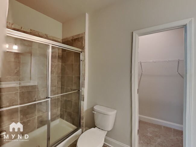 Building Photo - 3417 Sumersbe court