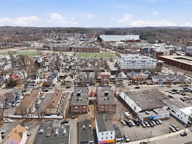 Building Photo - 41 Richardson Ave