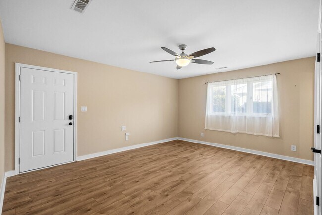 Building Photo - 3-Bedroom | 3.5-Bath Home for Rent in The Dunes – Myrtle Beach