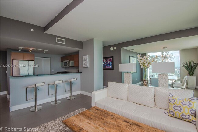 Building Photo - 244 Biscayne Blvd