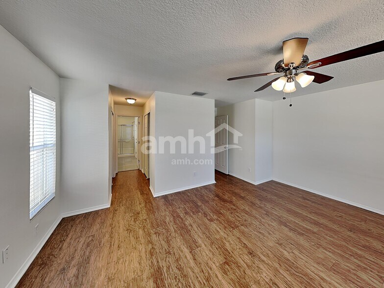 Building Photo - 312 116th St E