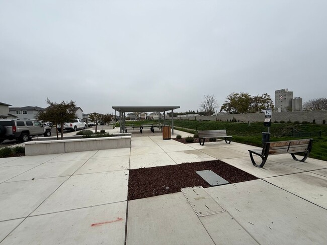 Building Photo - Brand new two story in Turlock!