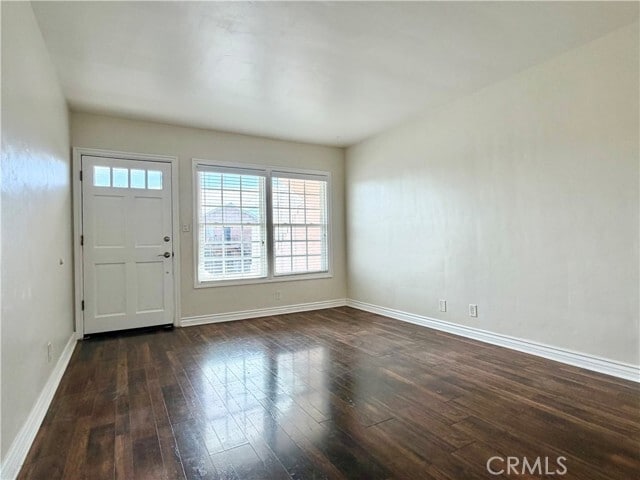 Building Photo - 982 W Hamilton Ave