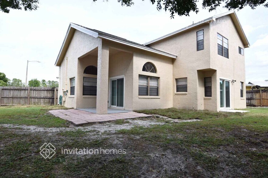 Building Photo - 10624 Sandridge Ct