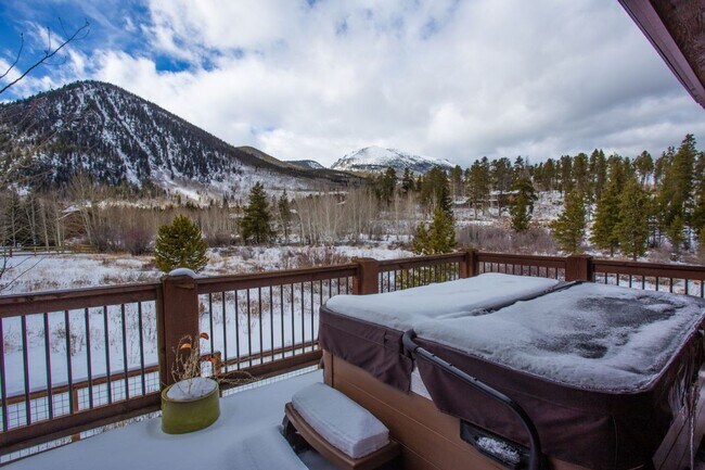 Building Photo - 2 bedroom in Frisco. Walk to Main Street! Garage and Yard! Hot tub!