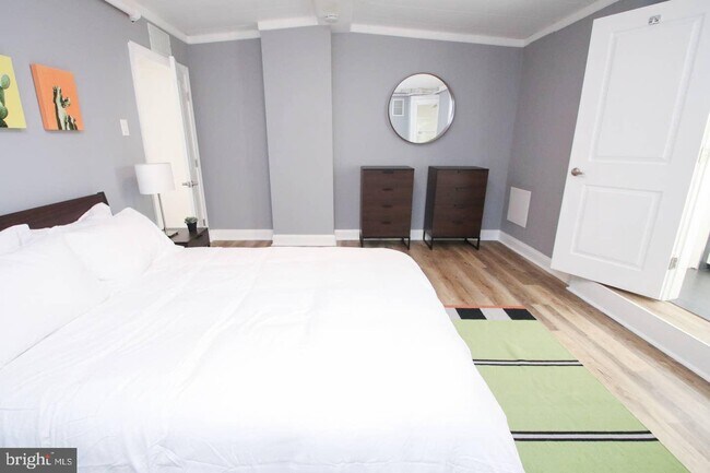 Building Photo - 44-46 S 3rd St