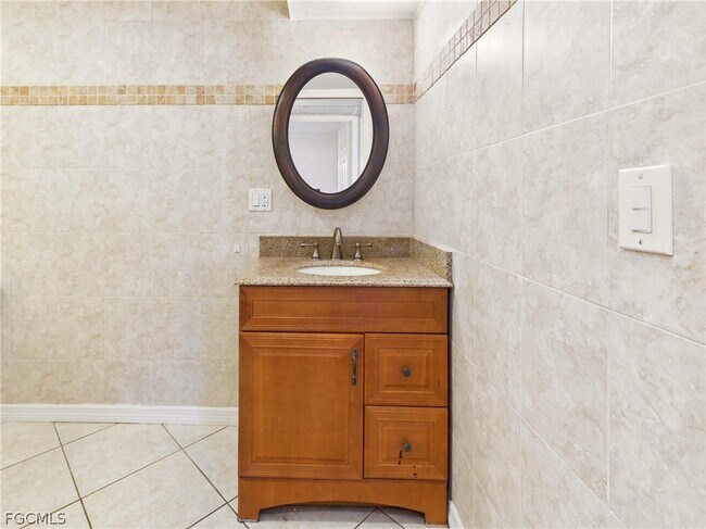 Building Photo - 6300 South Pointe Blvd