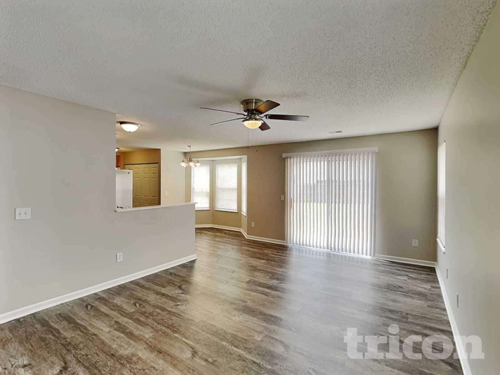 Building Photo - 136 Cherry Laurel Dr