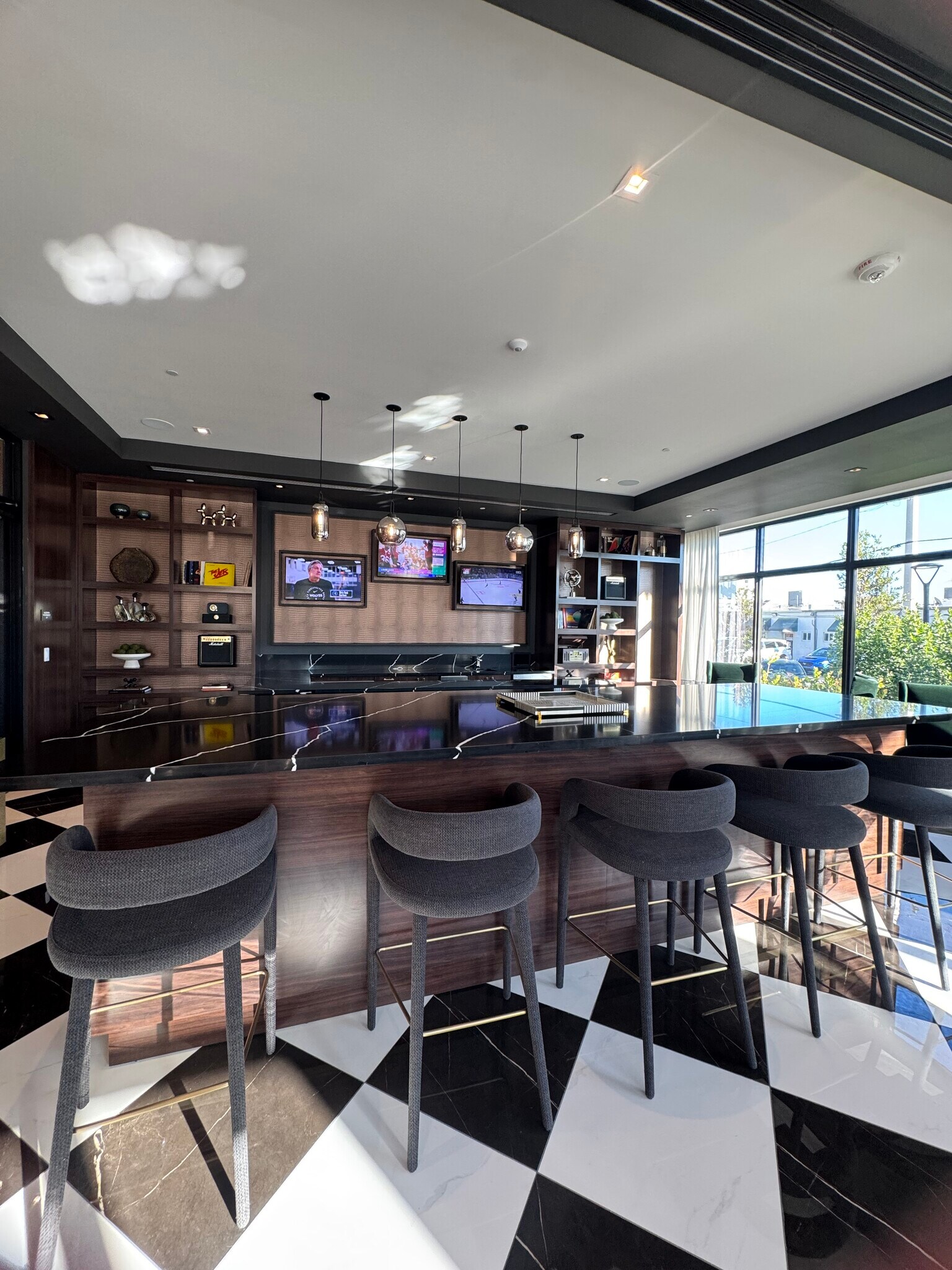 Building Photo - 1655 NW 124th St