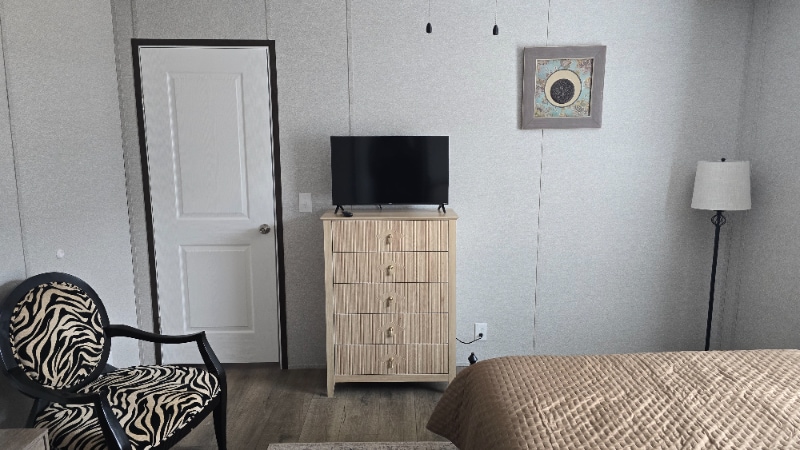 Building Photo - 5928 Pit Rd