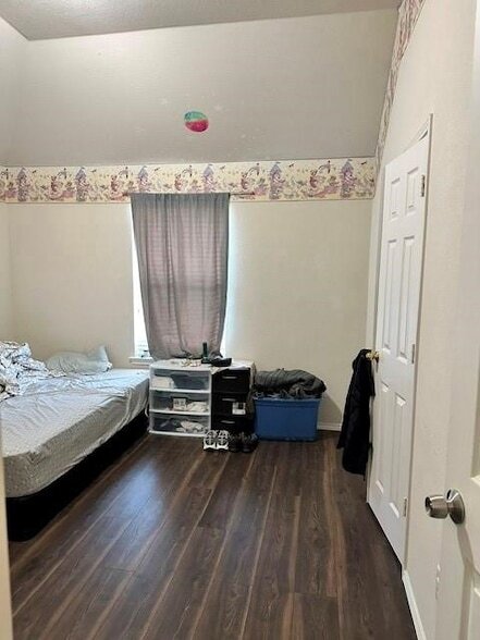 Building Photo - 8113 Spring Peaks Dr