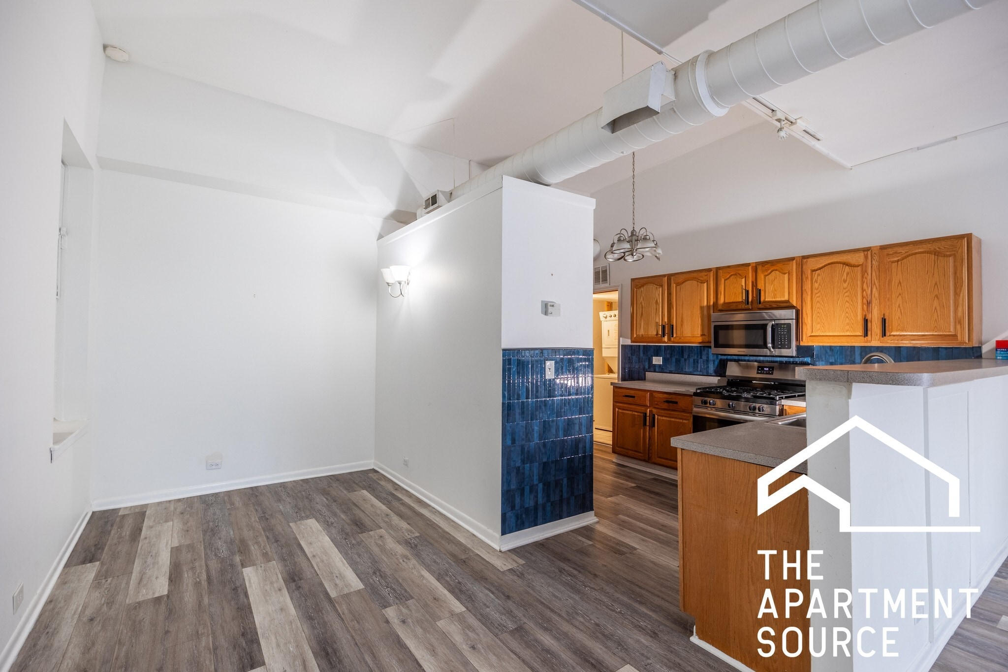 Building Photo - 1844 W Henderson St