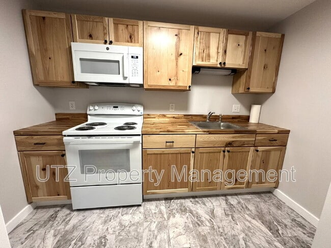 Building Photo - 3977 Littlestown Pike