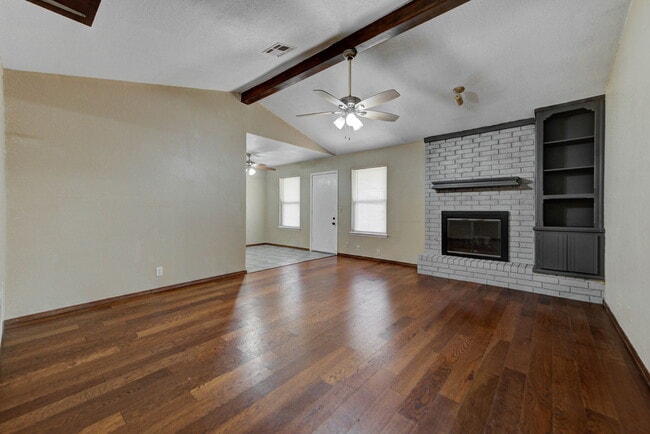 Building Photo - 905 Hawks Nest Dr
