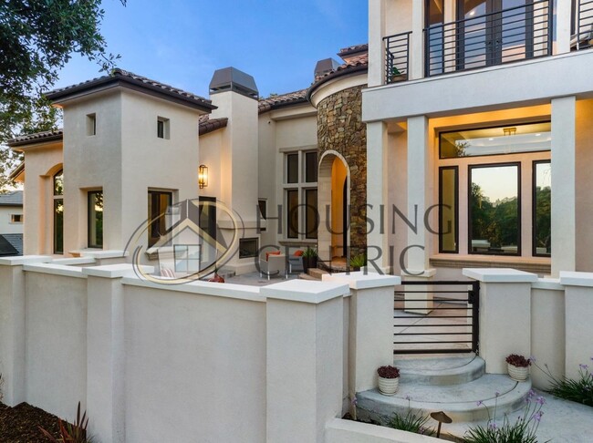 Building Photo - Breathtaking Luxury Custom Rental in Guard...