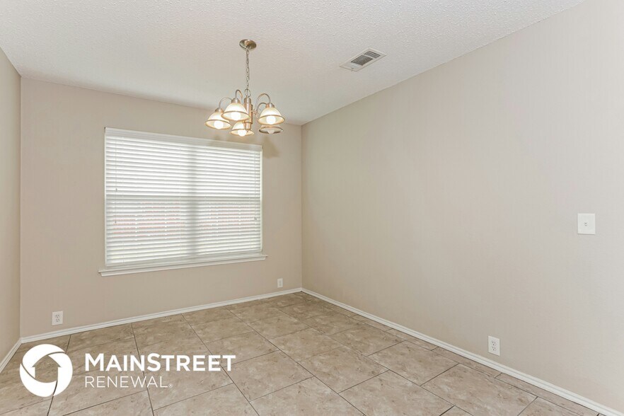 Building Photo - 1902 Purdue Dr