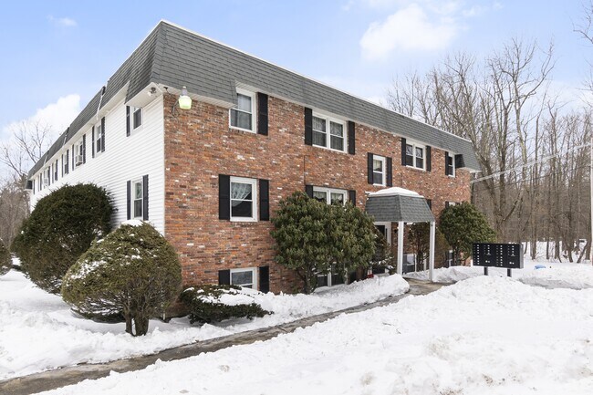 Building Photo - 61 Appleton Rd