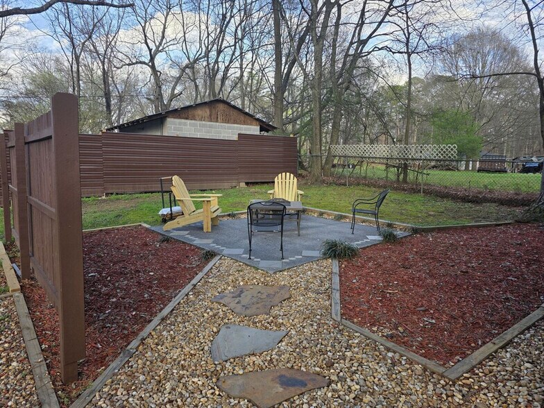 Building Photo - 37 Old Tennessee Rd NE