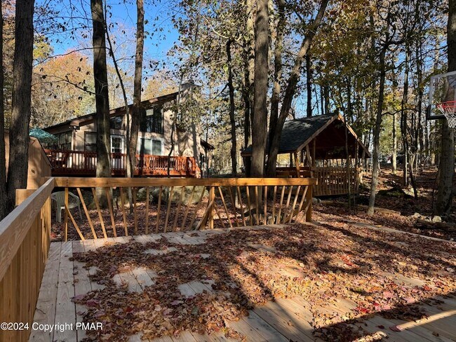 Building Photo - 2933 Melody Ln