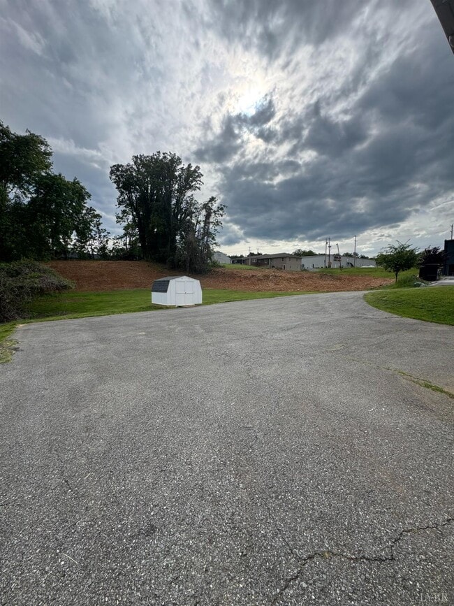Building Photo - 106 Bryant Rd