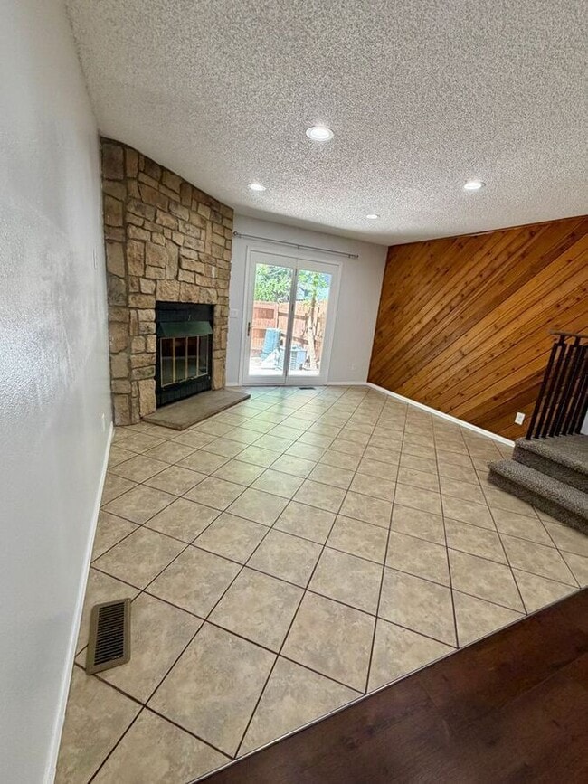Building Photo - 4184 Charleston Dr