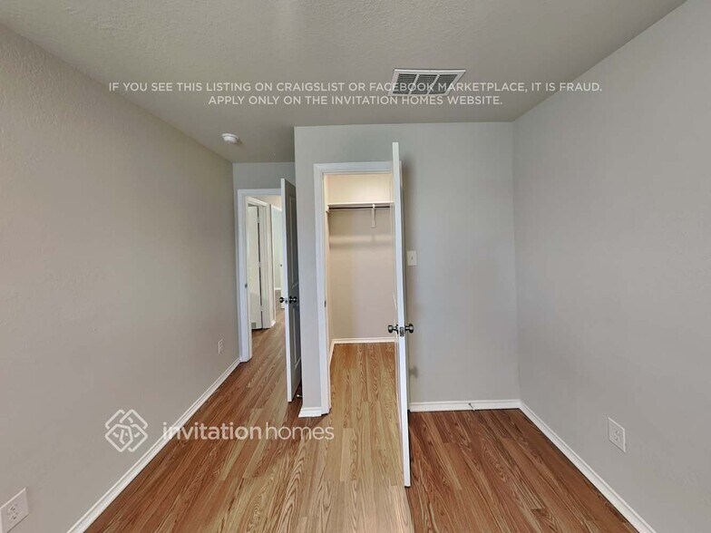 Building Photo - 5521 Verdugos Pl